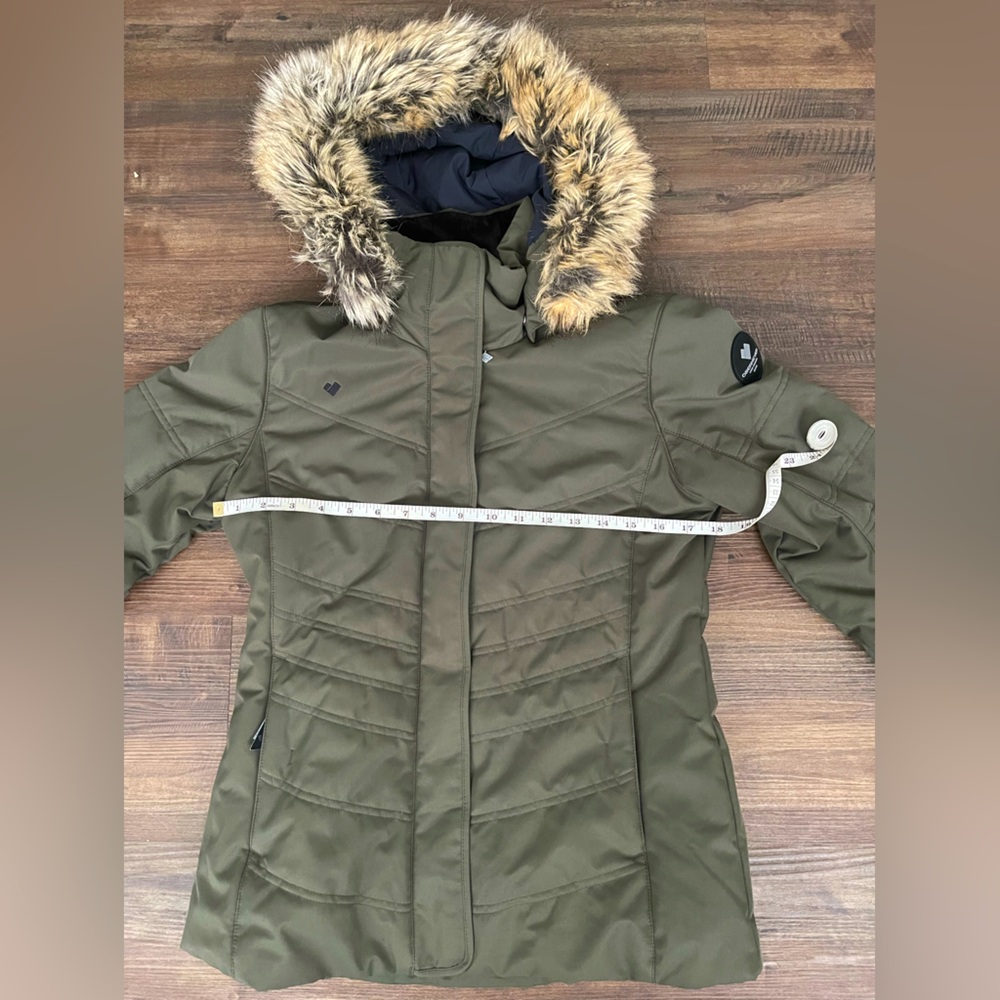 Obermeyer Tuscany ski coat. olive.